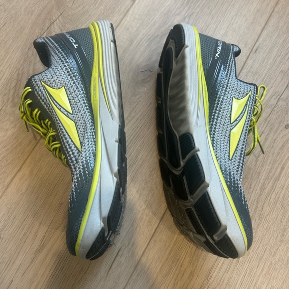 Womens Altra Torin 6 Road Cushion Running Shoes AFW1737F-3 Size 9 - Picture 3 of 10